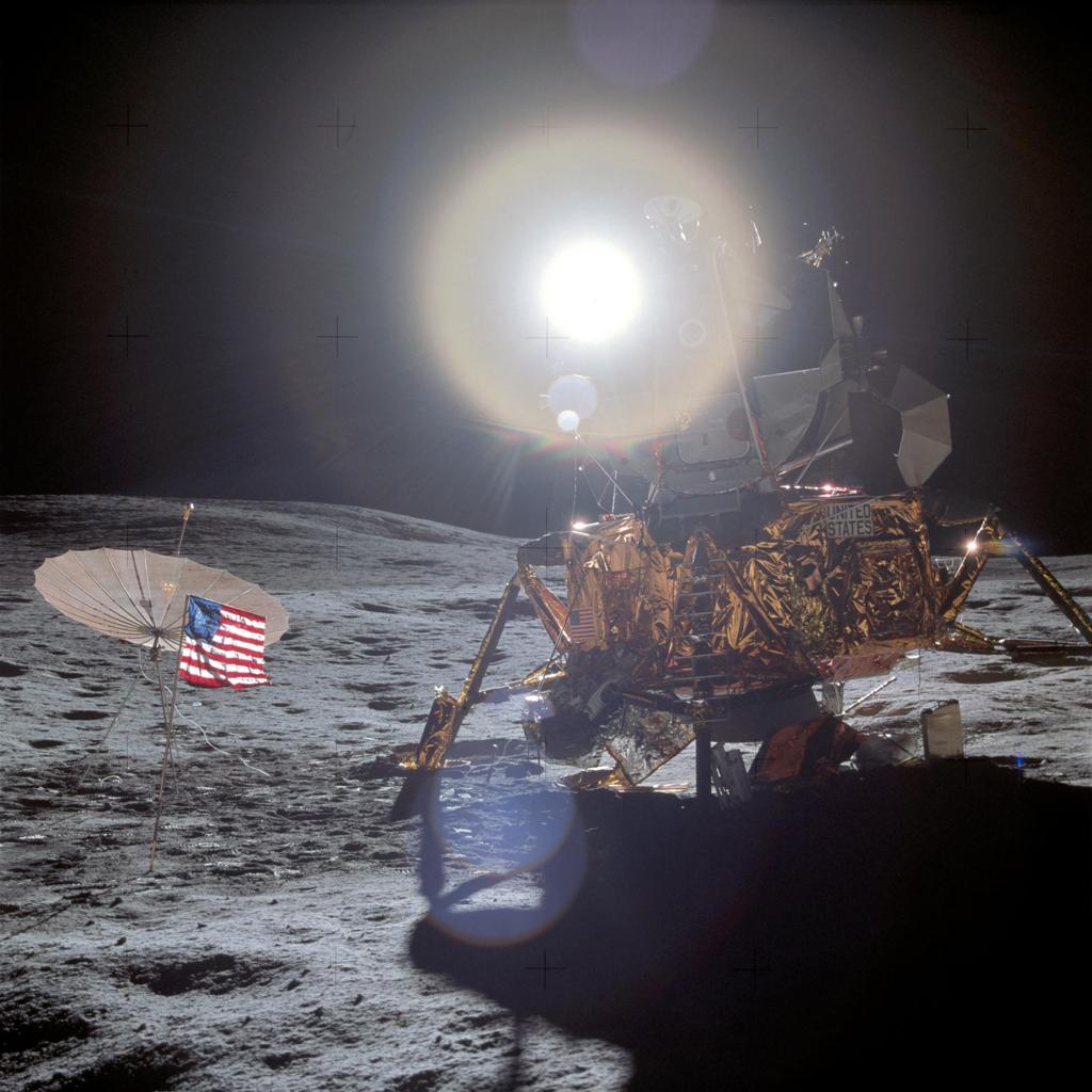Apollo 14 photograph 1: NASA — Alan Shepard at the Fra Mauro landing site during Apollo 14, February 1971. (NASA, public domain)
