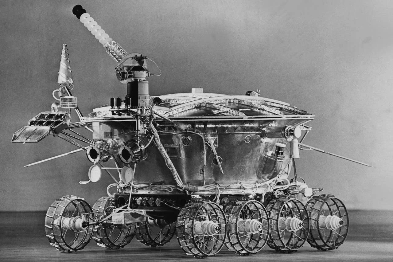 Luna 17 / Lunokhod 1 Site (Mare Imbrium) — Luna 17 image: Roscosmos/Soviet Space Program — Lunokhod 1 rover on the lunar surface in Mare Imbrium, 1970–1971. (Public domain / Soviet Space Program)