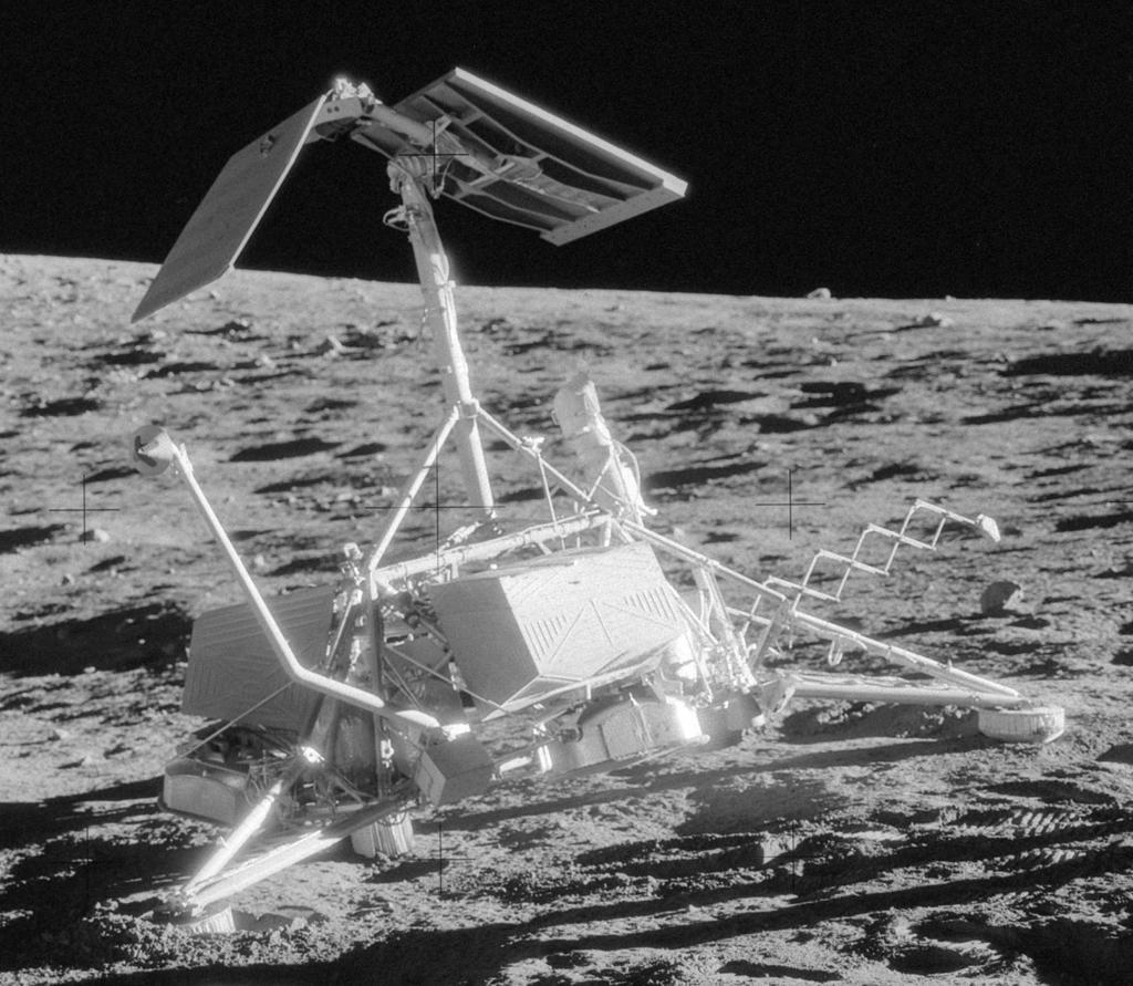 Surveyor 1 photograph 3: NASA — Surveyor 1 spacecraft model. (NASA, public domain)